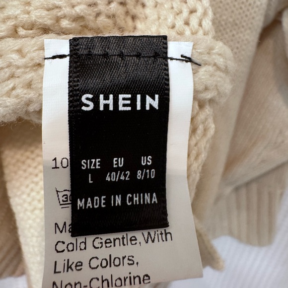 Button Front Patch Pocket Drop Shoulder Cardigan. Cream. Size Large. - Picture 11 of 15